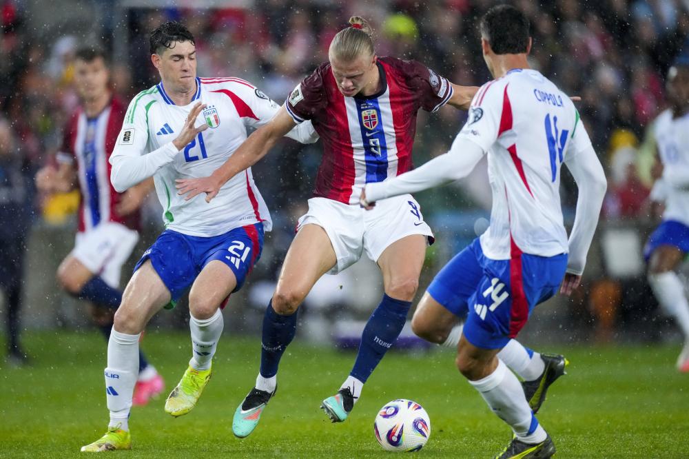 德甲替补戴帽，凯恩是继9分钟5球的莱万之后拜仁第二人